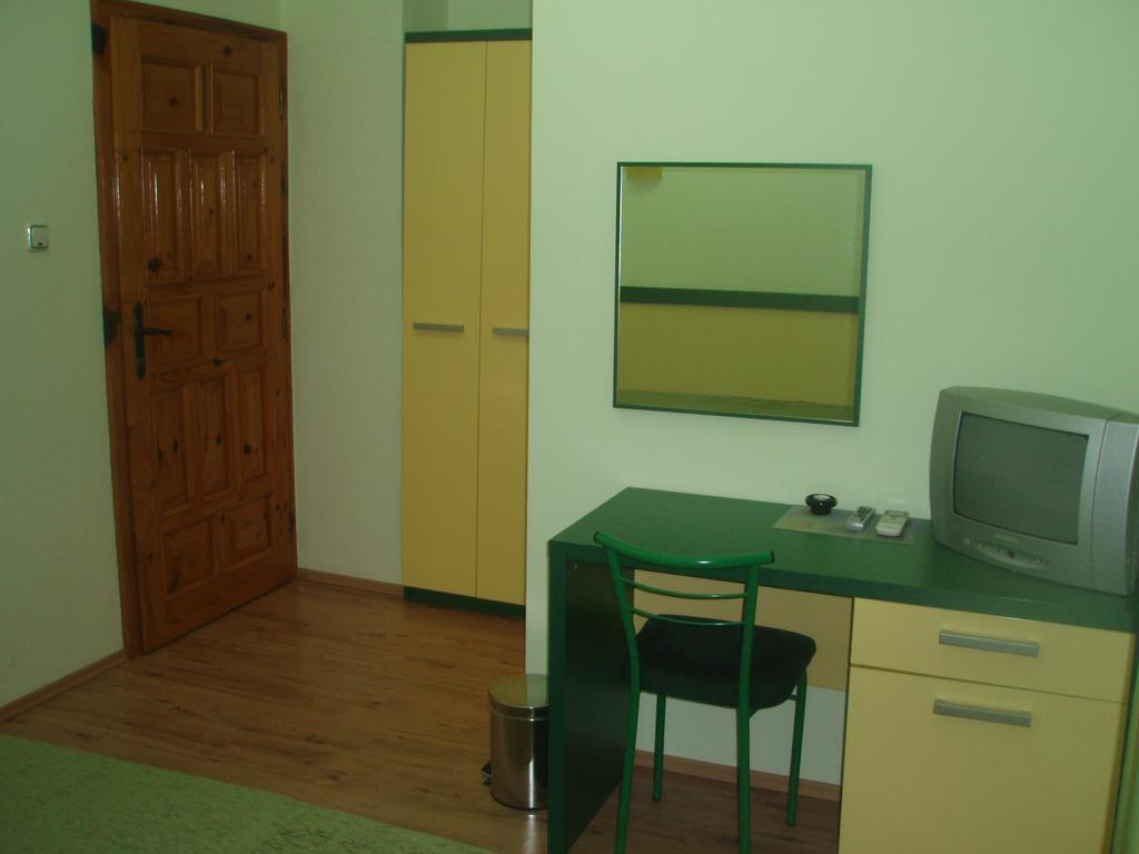 Mania Guest House Калофер Стая снимка